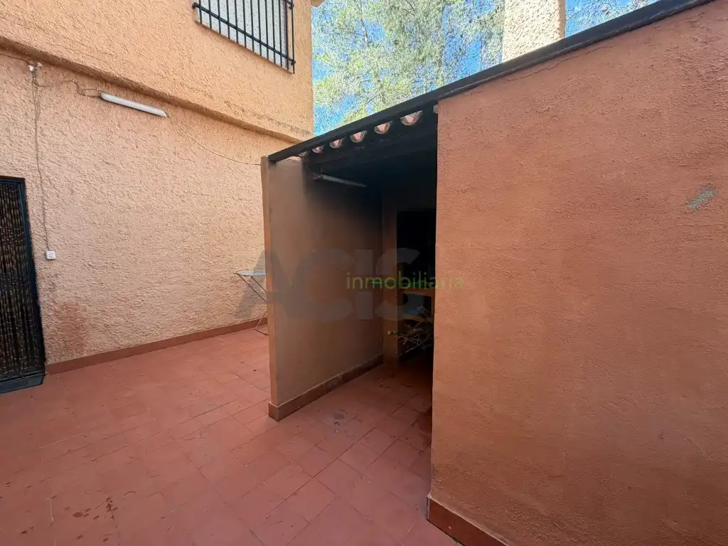Terrassa de Casa o xalet en venda en Alberic amb Jardí privat, Terrassa i Piscina