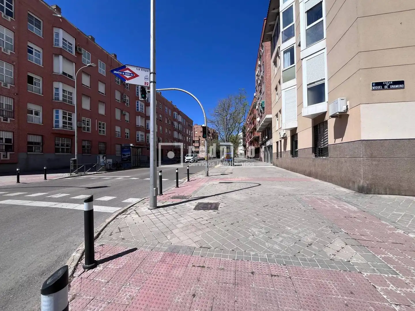 Vista exterior de Piso en venta en Madrid con Aire acondicionado, Calefacción y Jardín privado