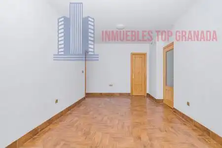 Casa o xalet en venda a LOGROÑO, La Zubia Ciudad