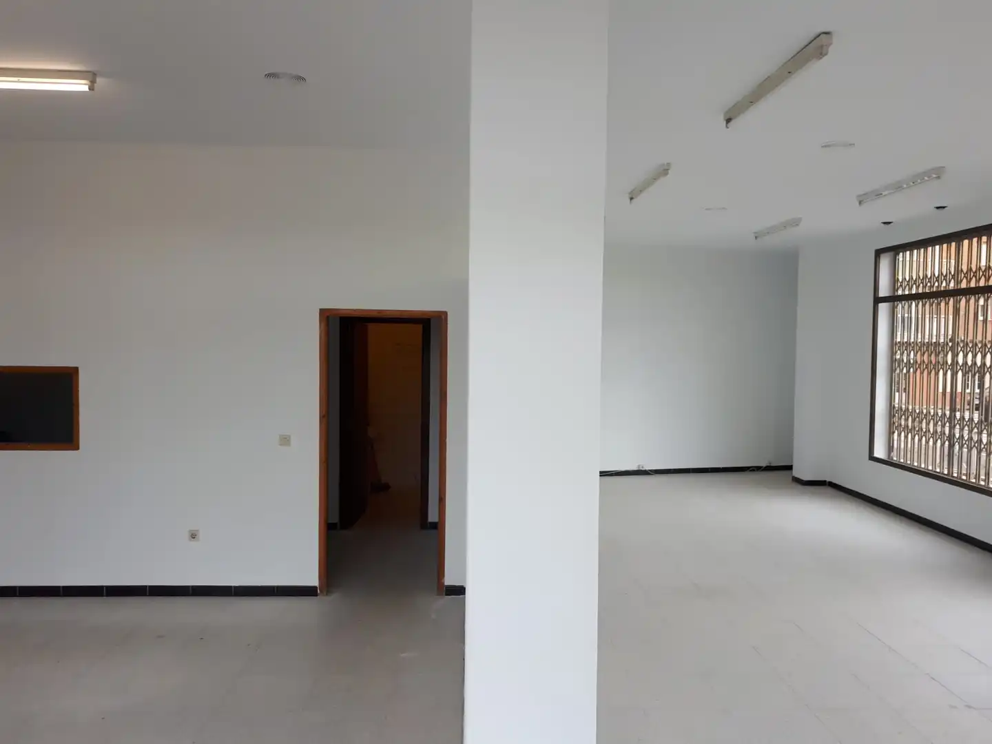 Local commercial à vendre à Villanueva de la Serena, imagen 3