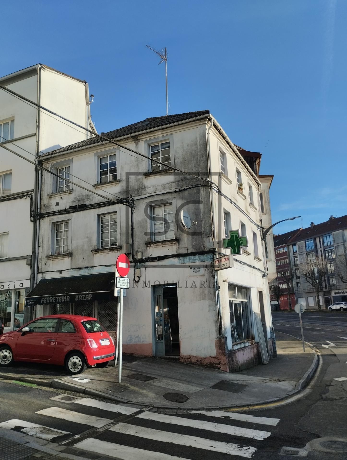 Exterior view of Flat for sale in Santiago de Compostela   with Heating and Parquet flooring
