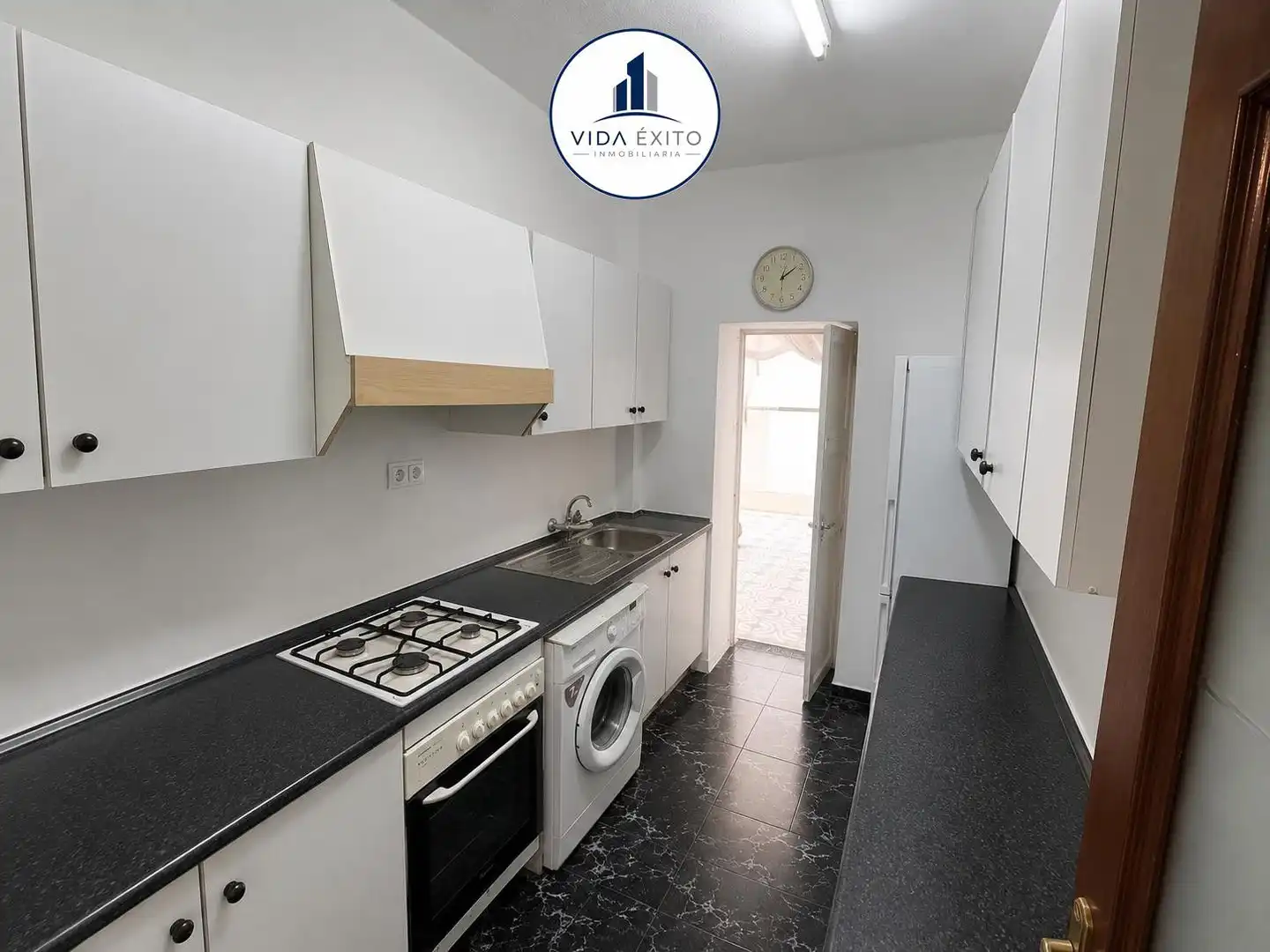 Cocina de Piso en venta en Linares con Terraza