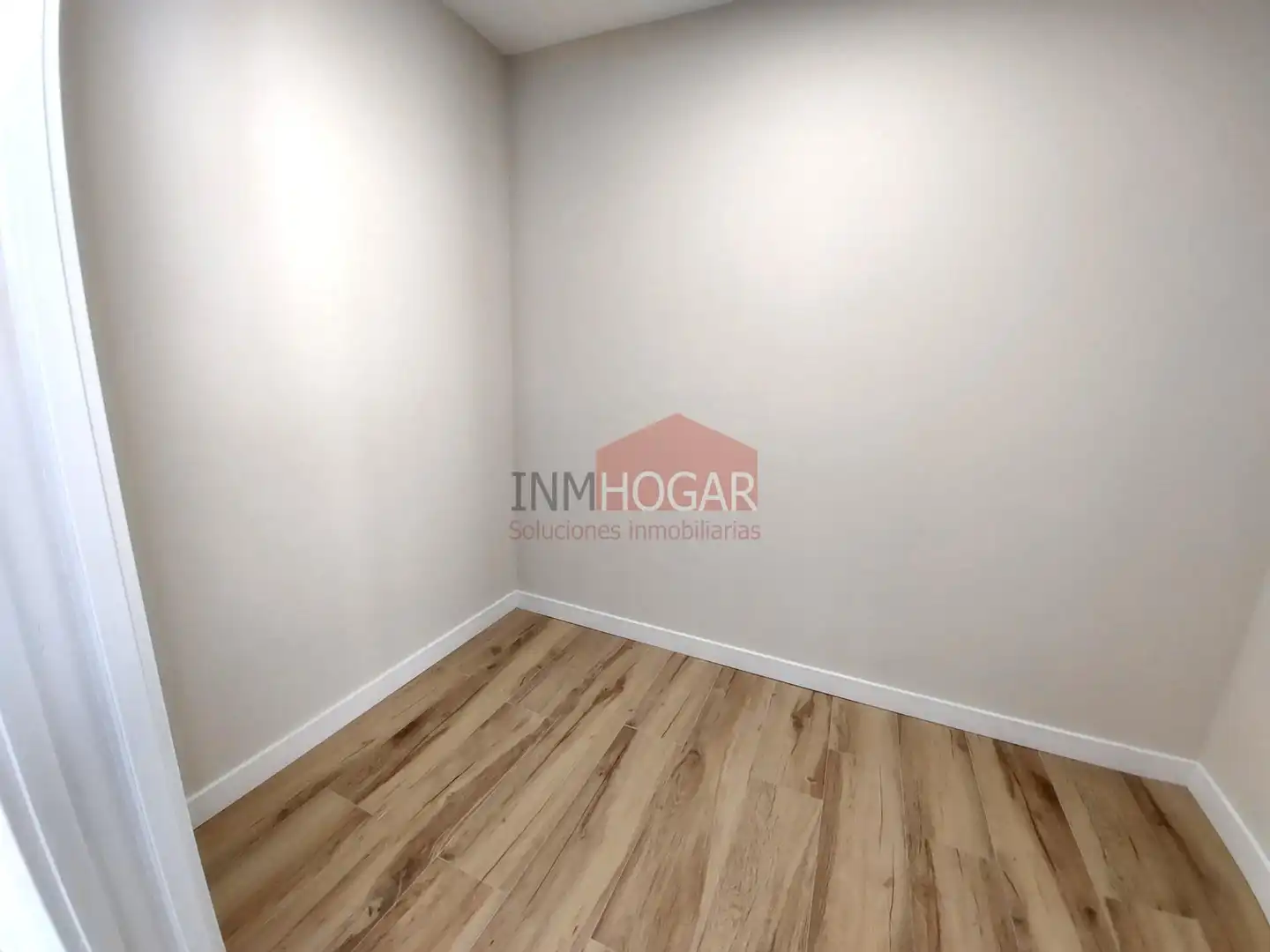 Habitación de Dúplex en venta en Arévalo con Calefacción, Terraza y Balcón