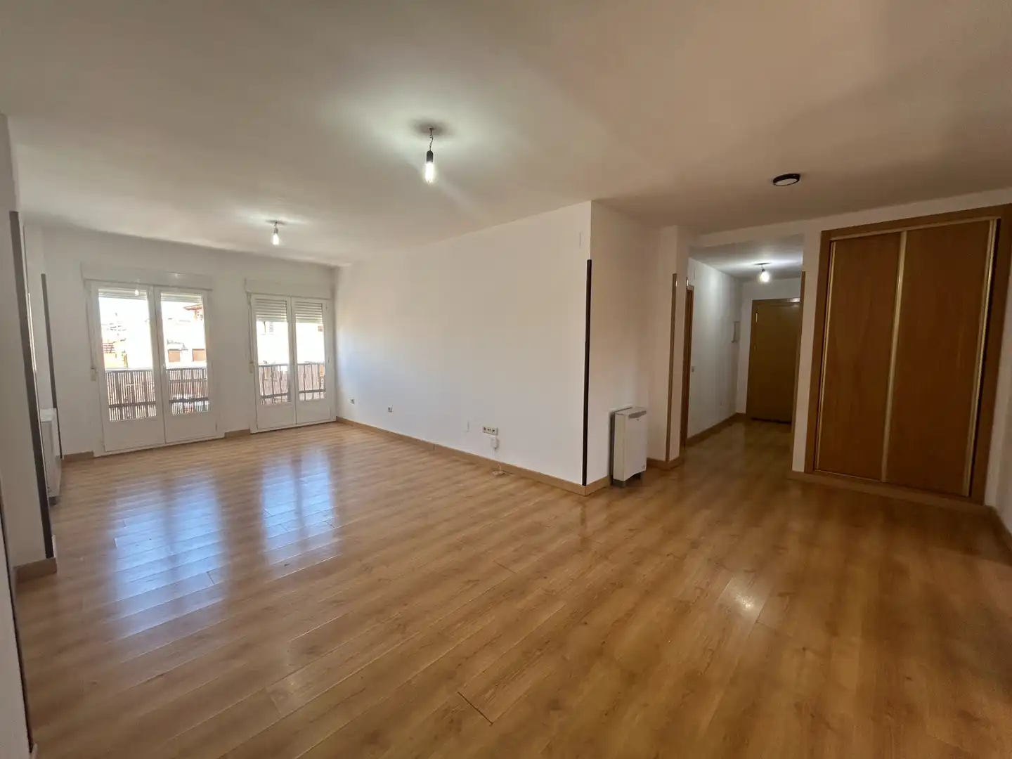 Sala d'estar de Pis en venda en Navas del Rey amb Calefacció, Traster i Forn