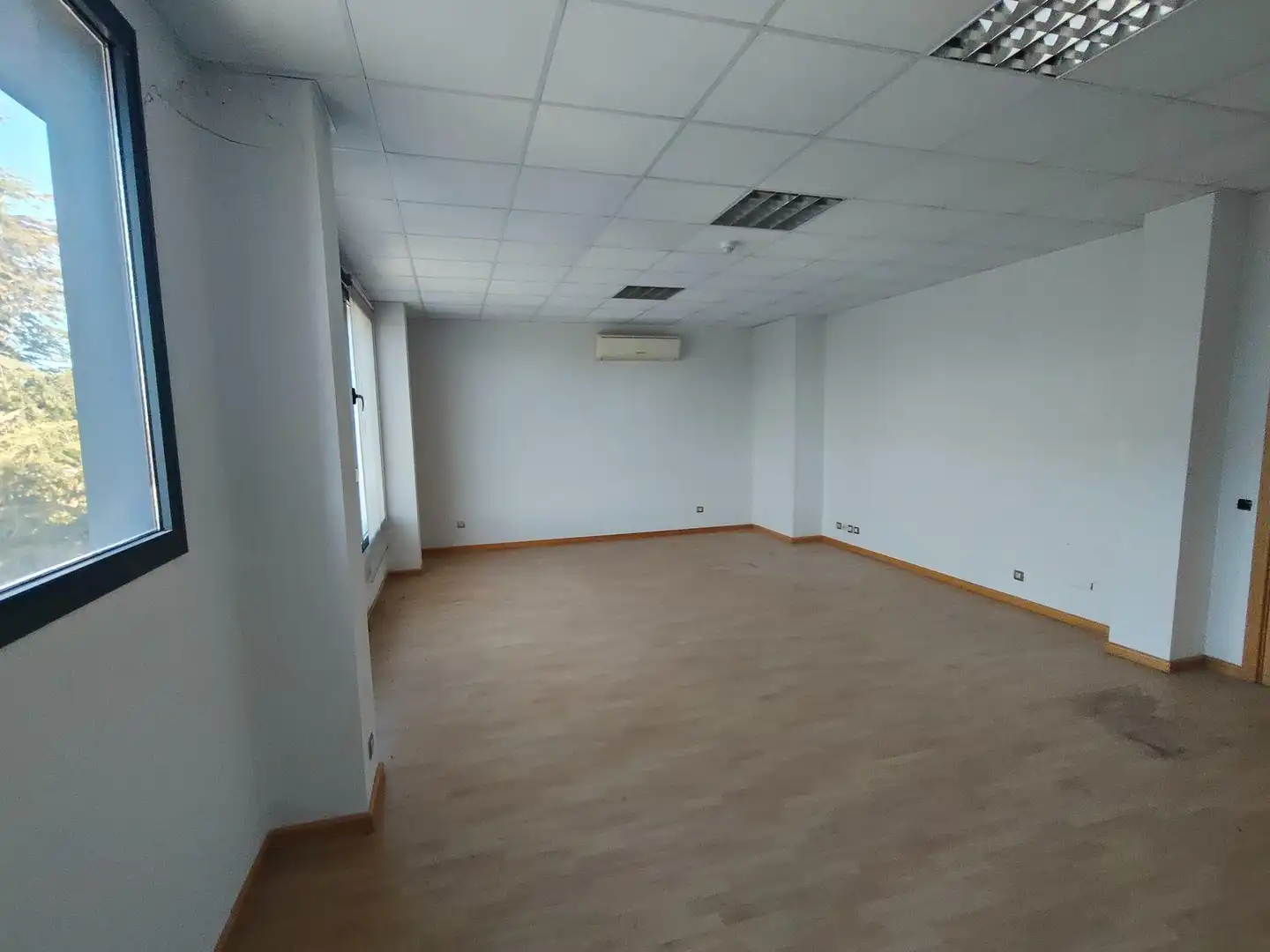 Oficina con ascensor en venta en Calle CARPINTEROS, imagen 6