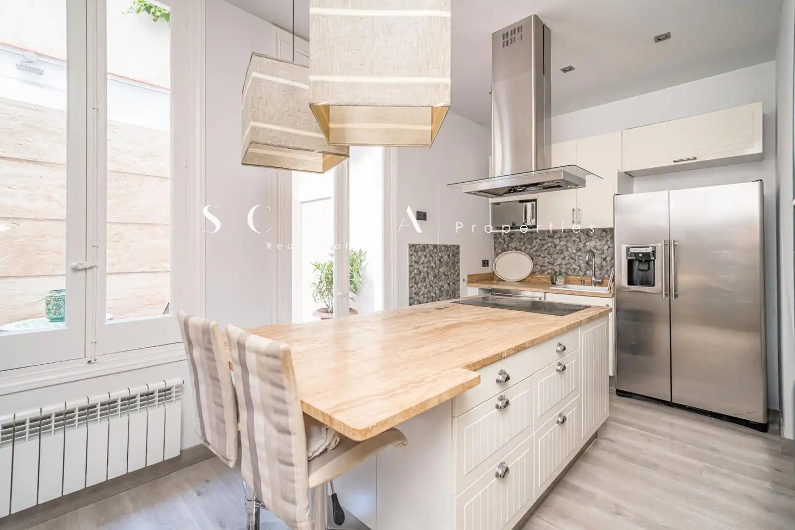 Kitchen of Duplexes for rent in Madrid  with Air Conditioner, Heating and Terrace