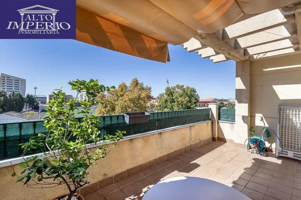 Terraza de Casa o chalet en venta en Granada con Calefacción y Terraza