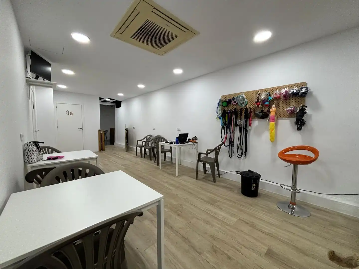 Local comercial en venta en Carrer VILLARROEL, imagen 8