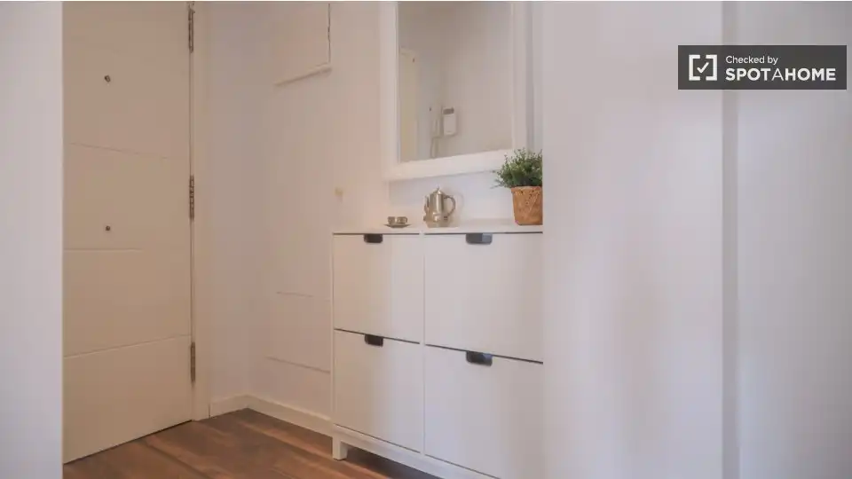 Flat for rent in Legazpi