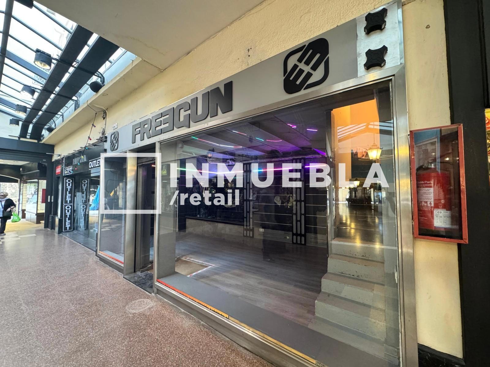 Premises to rent in  Barcelona Capital  with Air Conditioner