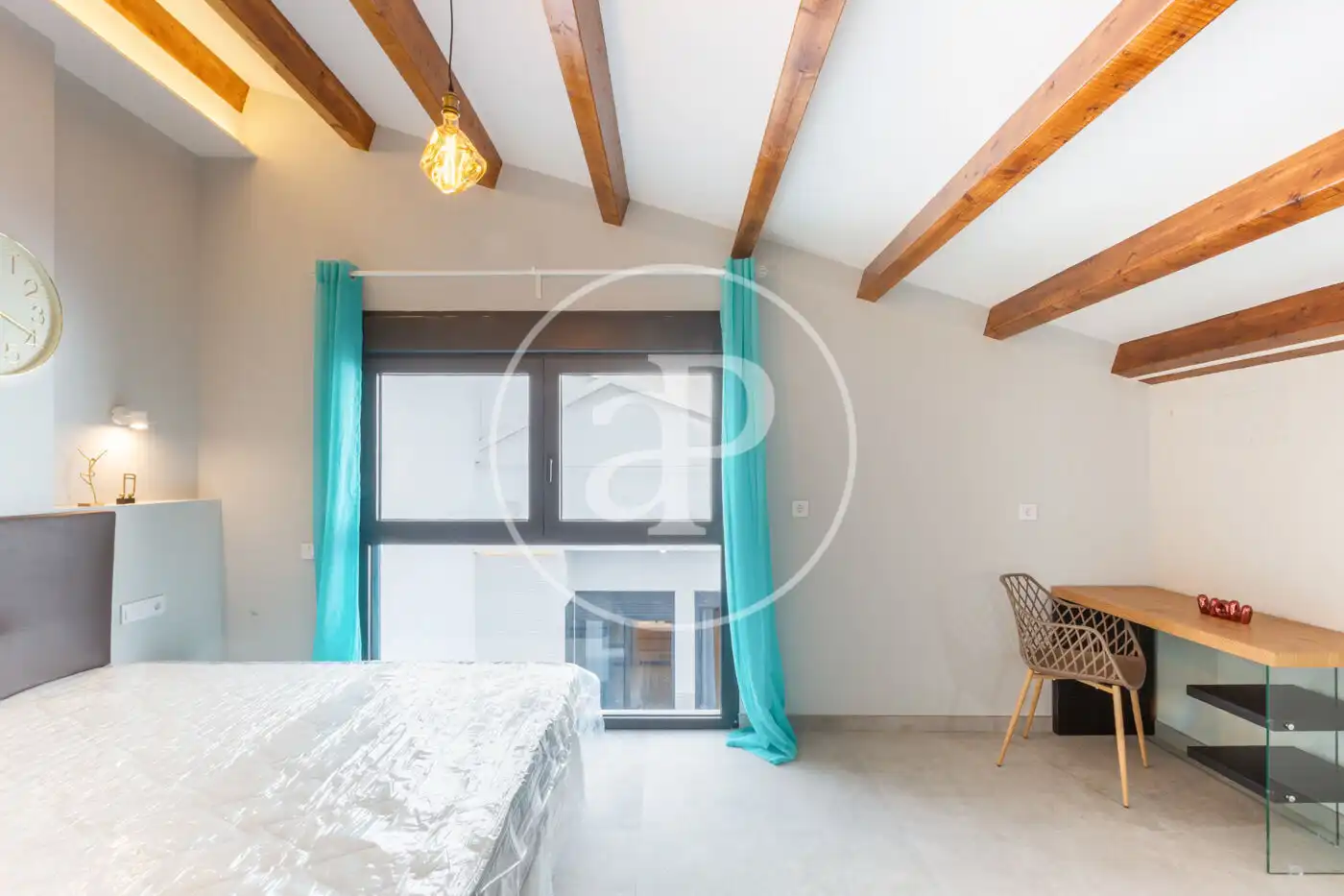 Schlafzimmer von Maisonette zum Verkauf in Valencia mit Klimaanlage, Heizung und Privatgarten