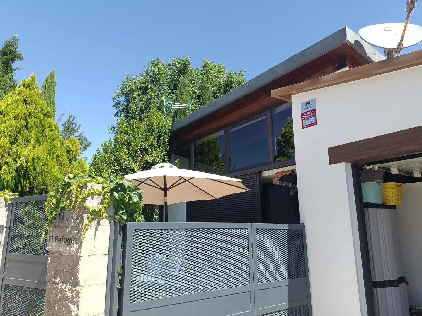 Terraza de Casa o chalet en venta en La Puebla de Castro con Aire acondicionado, Calefacción y Jardín privado