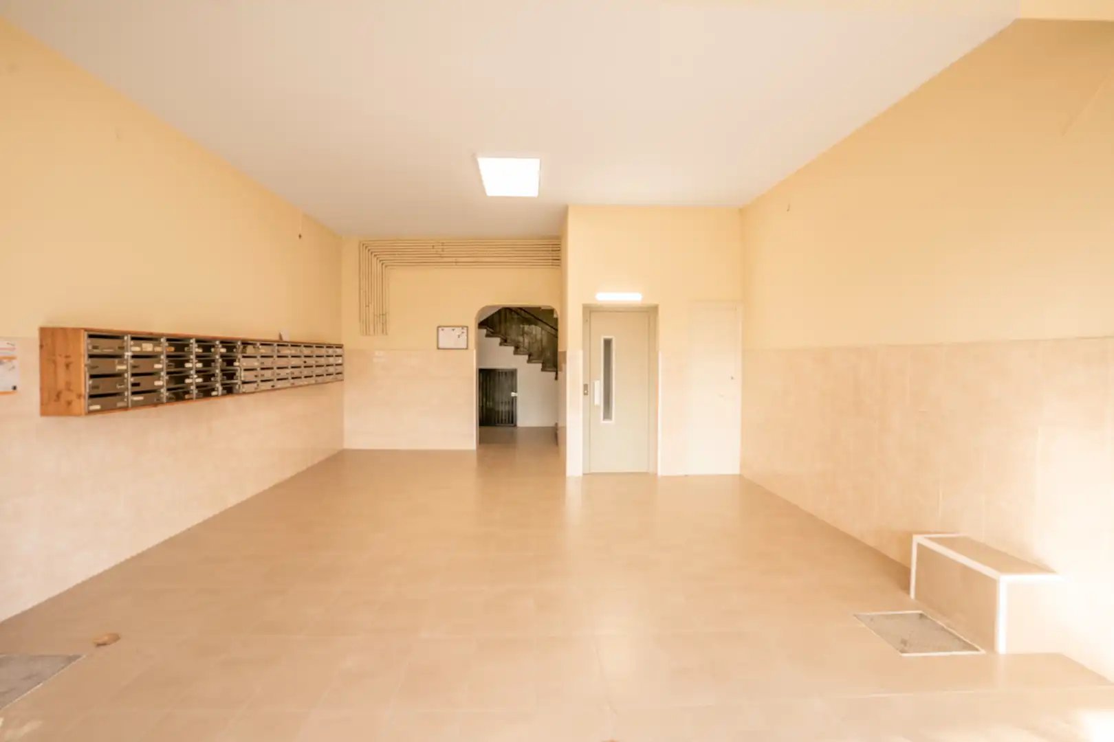 Apartamento con ascensor en alquiler en Passeig de Joan de Borbó, imagen 13