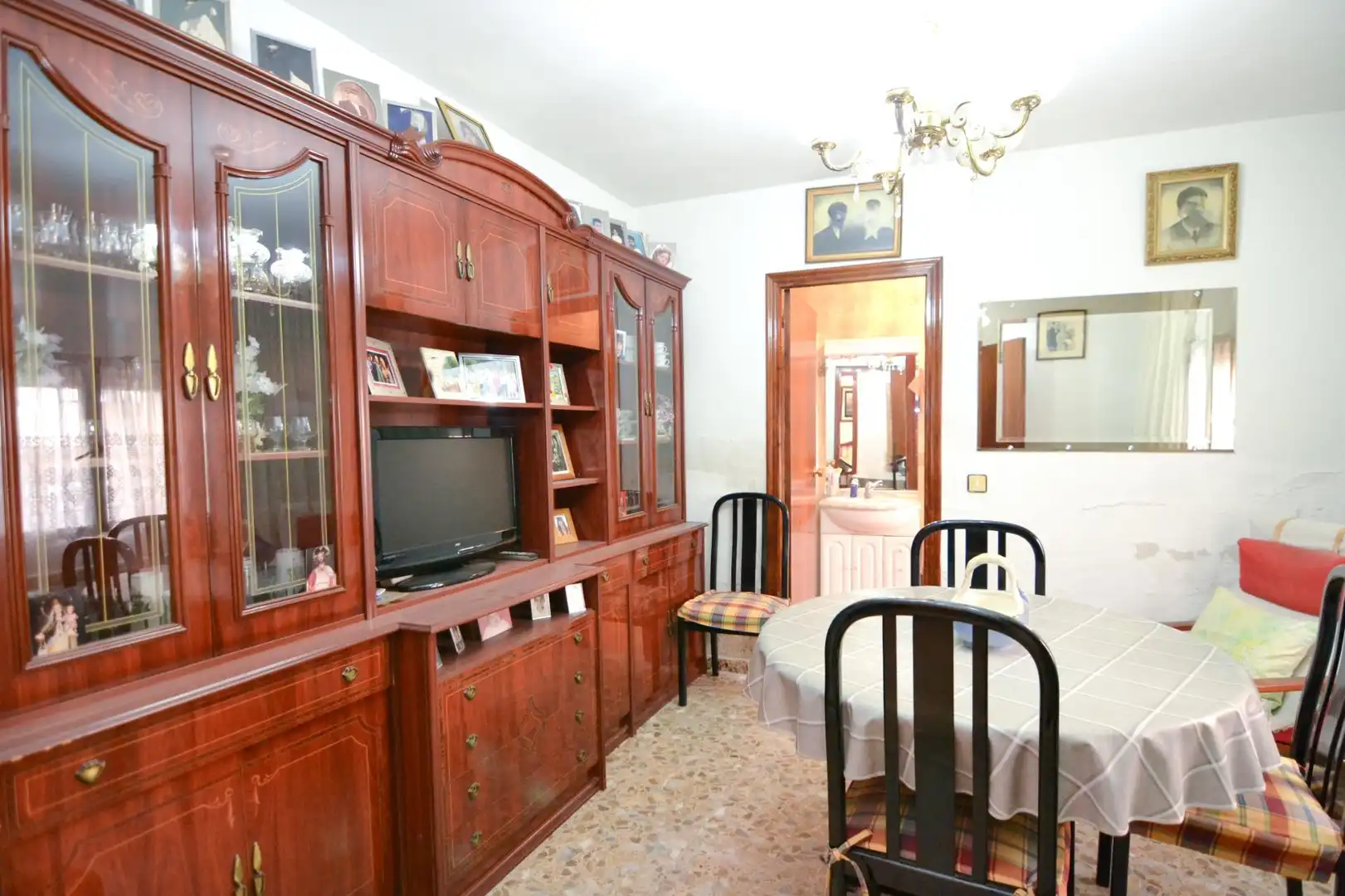 Sala d'estar de Casa o xalet en venda en Casarrubios del Monte amb Terrassa