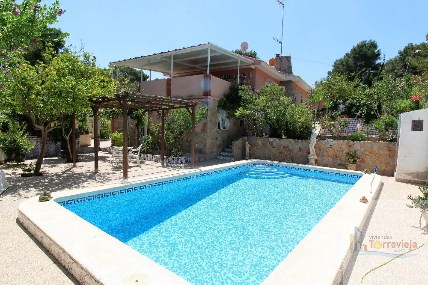 Piscina de Casa o xalet en venda en Torrevieja amb Aire condicionat, Calefacció i Traster