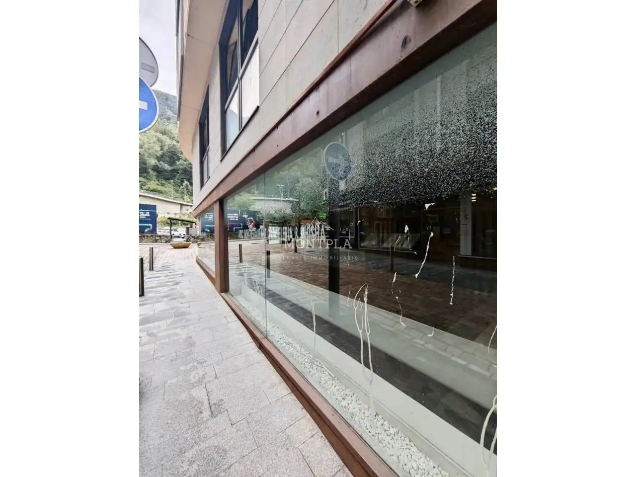 Locale commerciale in affitto a Les Escaldes, imagen 13