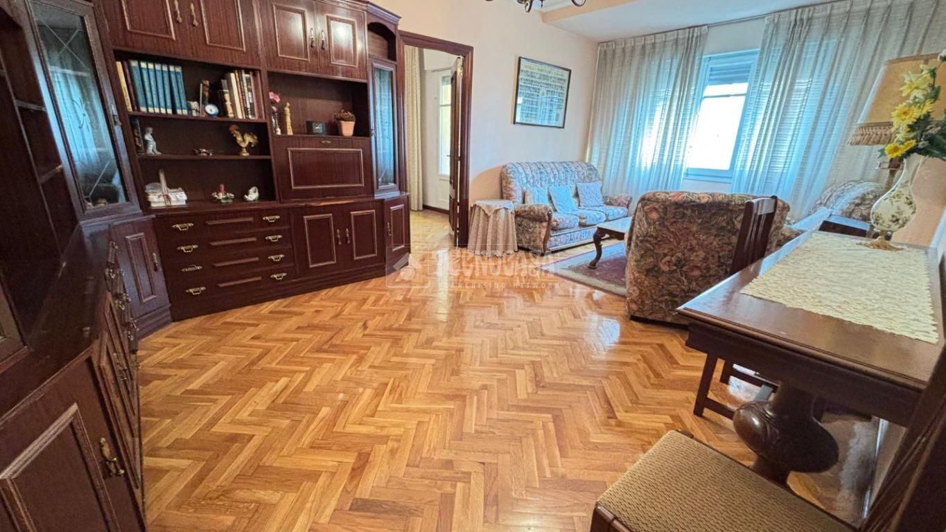 Sala d'estar de Pis en venda en  Zaragoza Capital amb Calefacció i Parquet