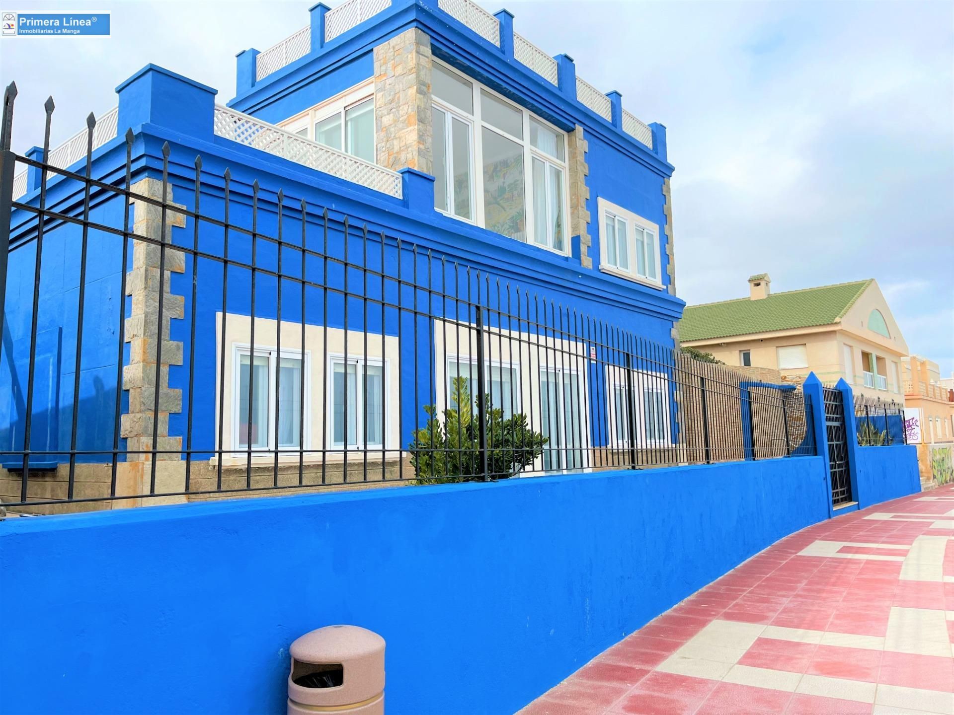 Exterior view of House or chalet for sale in Cartagena  with Heating, Private garden and Parquet flooring