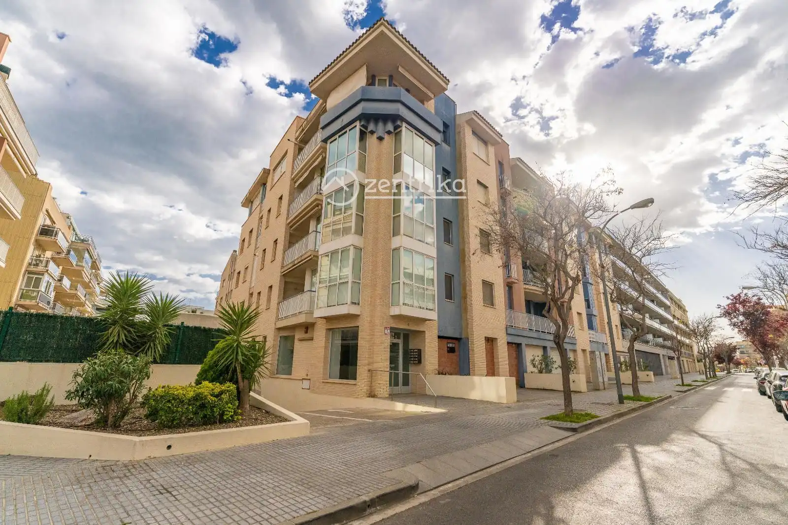 Vista exterior de Pis en venda en Cambrils amb Aire condicionat, Calefacció i Terrassa