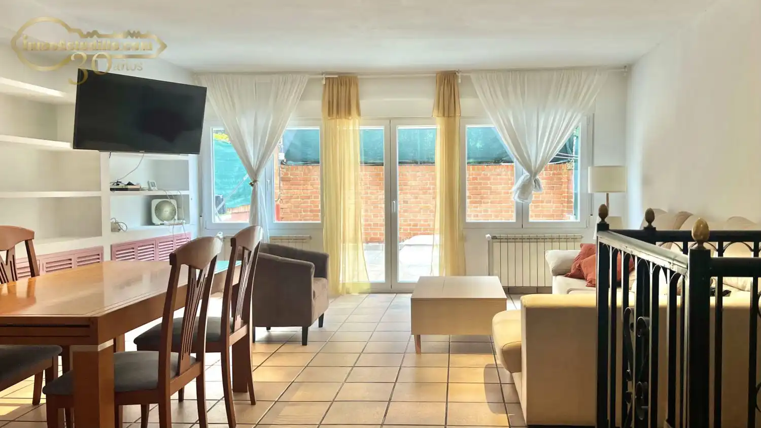 Sala de estar de Casa adosada de alquiler en Villaviciosa de Odón con Aire acondicionado y Calefacción