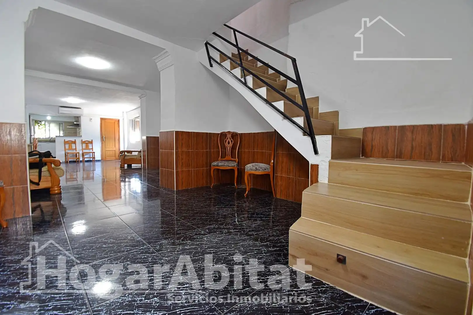 Houses for sale in Oliva  with Air Conditioner, Heating and Terrace