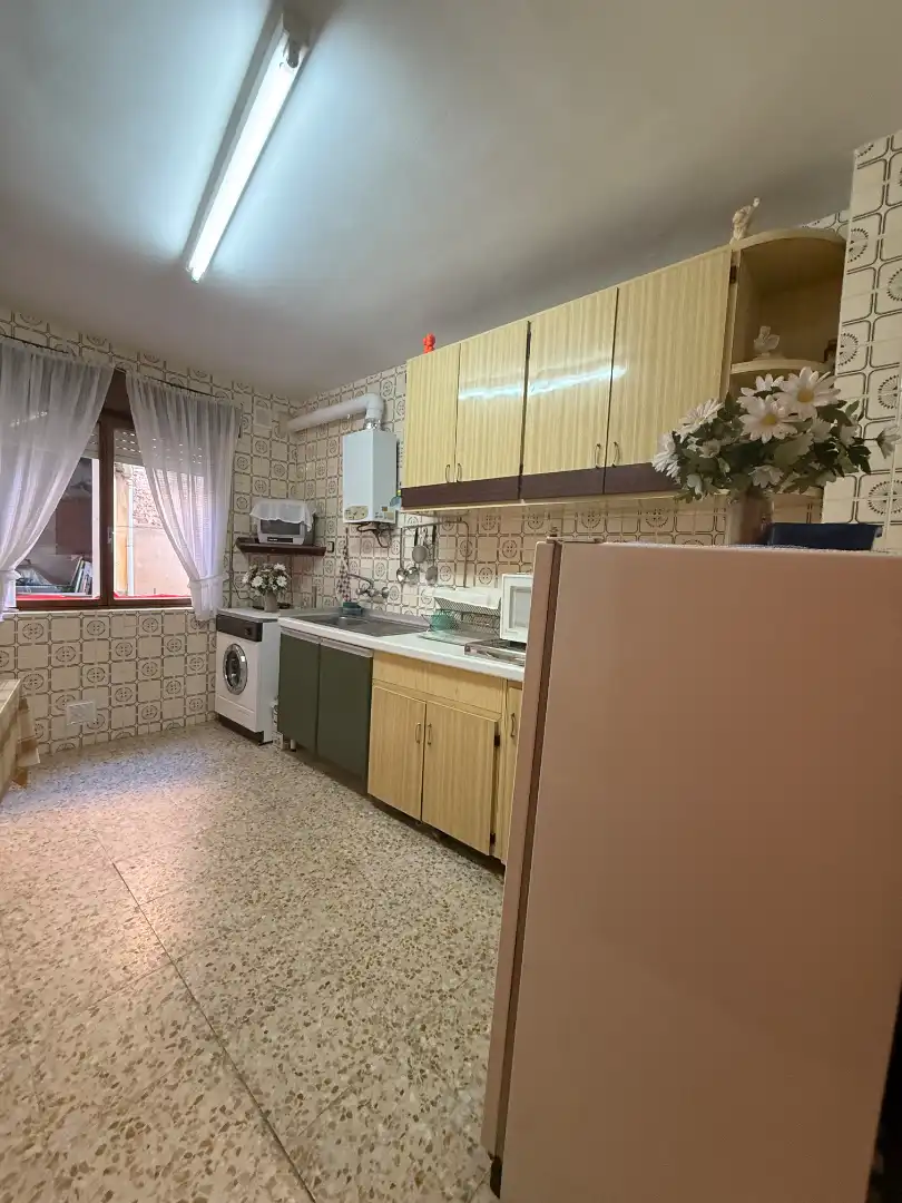 Küche von Haus oder Chalet zum Verkauf in San Cristóbal de Entreviñas mit Möbliert