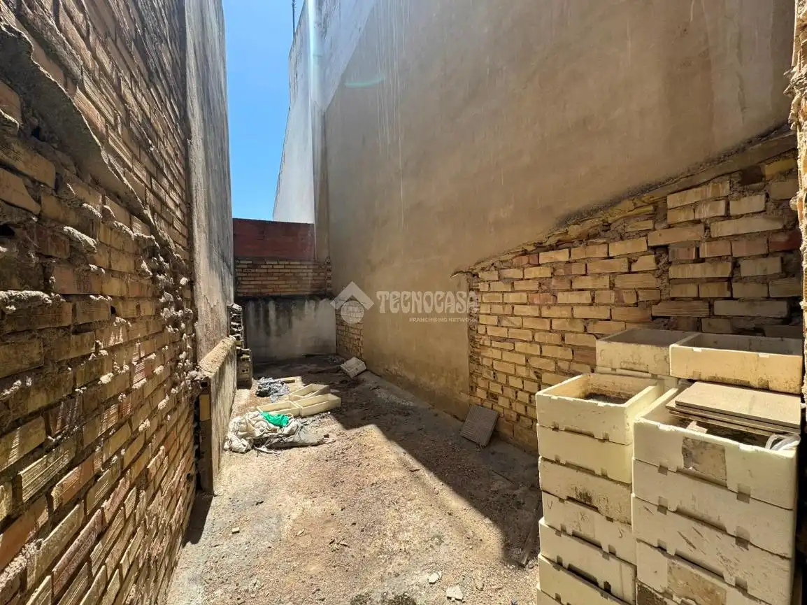 Garaje en venta en C. Cantarrana, Las Cabezas de San Juan