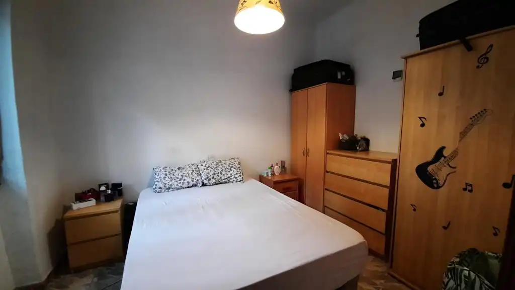 Dormitori de Apartament de lloguer en Madrid amb Calefacció, Forn i Rentadora