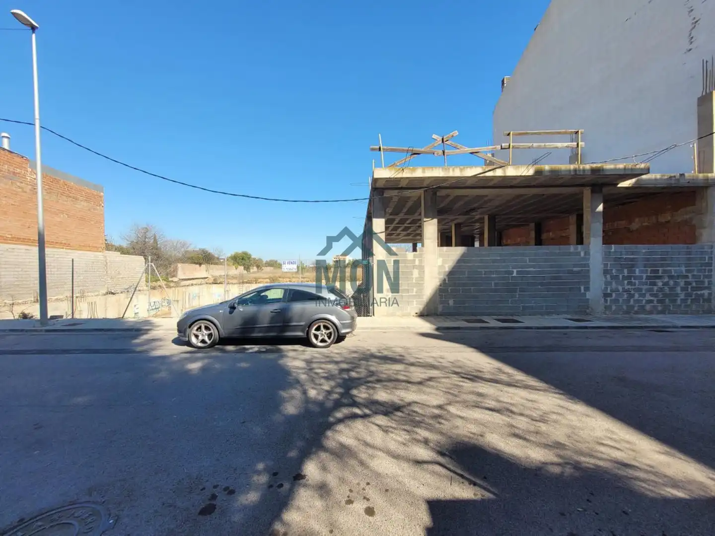 Vista exterior de Edifici en venda en Vila-real