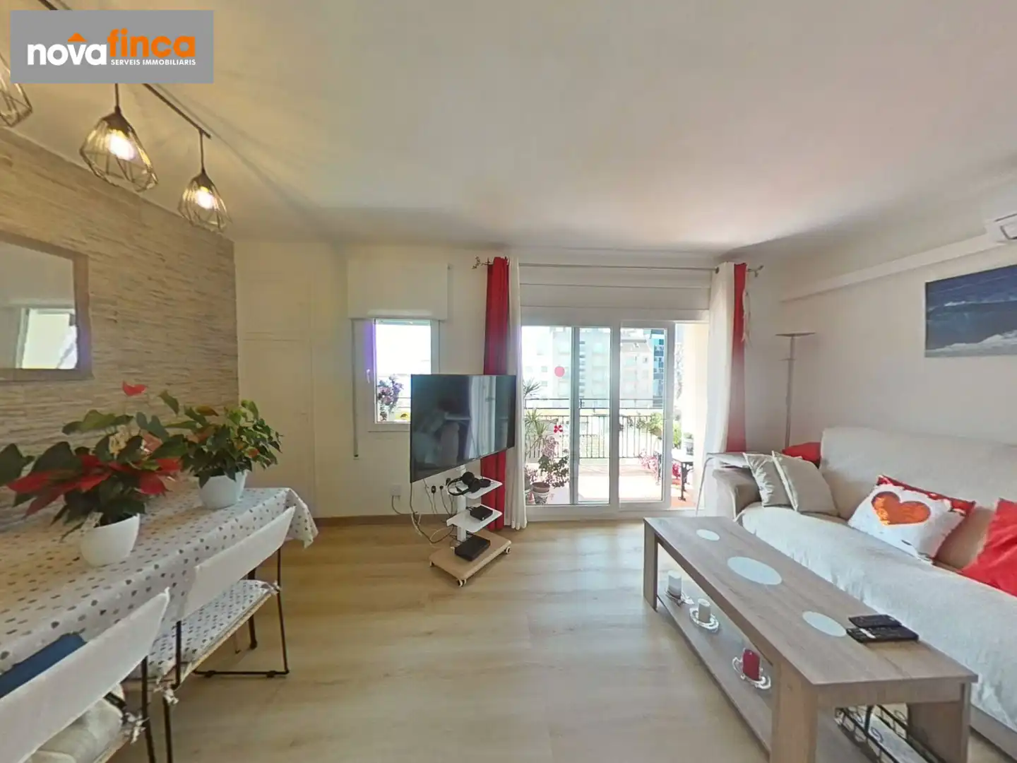 Sala d'estar de Pis en venda en Palamós amb Aire condicionat, Calefacció i Terrassa