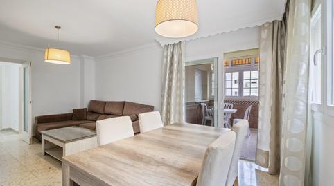 Foto 2 de Pis en venda a Calle Demóstenes, El Cónsul - Ciudad Universitaria - El Romeral, Málaga