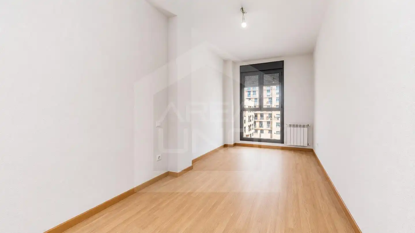 Bedroom of Flat for rent in Móstoles  with Air Conditioner, Heating and Storage room