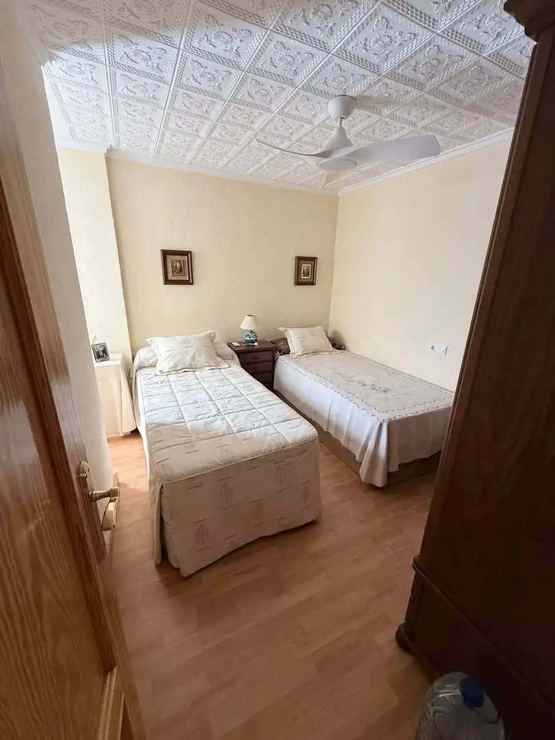 Dormitori de Apartament en venda en San Pedro del Pinatar amb Aire condicionat, Terrassa i Moblat