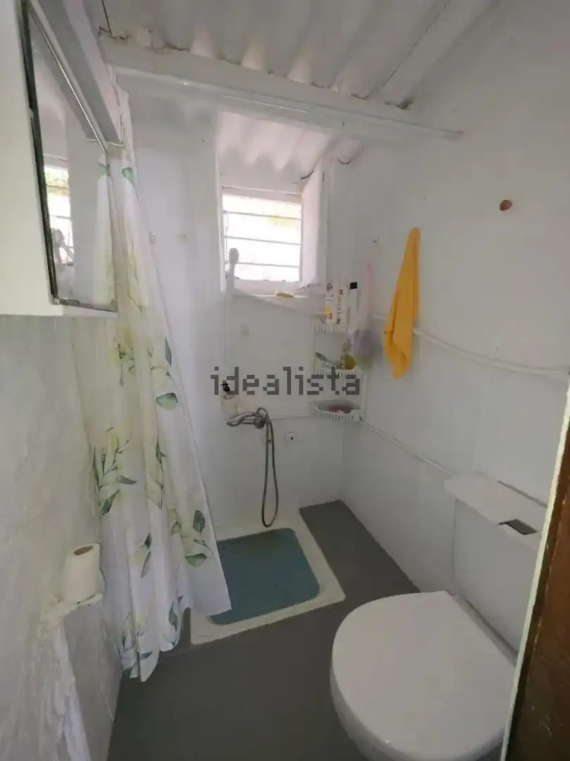 Bany de Finca rústica en venda en Vélez-Málaga amb Jardí privat, Terrassa i Piscina
