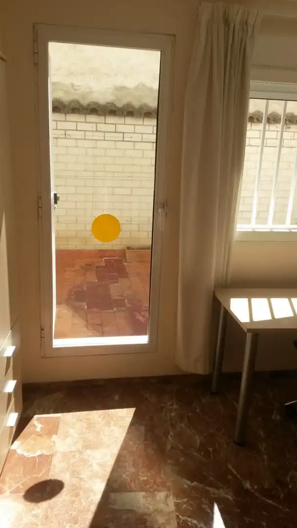 Flat for rent in Granada  with Terrace and Furnished