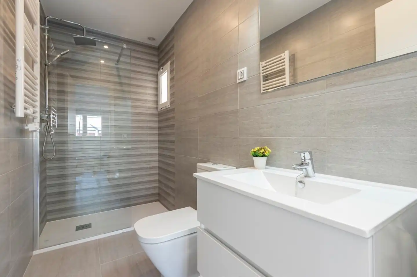 Baño de Piso en venta en Madrid con Amueblado