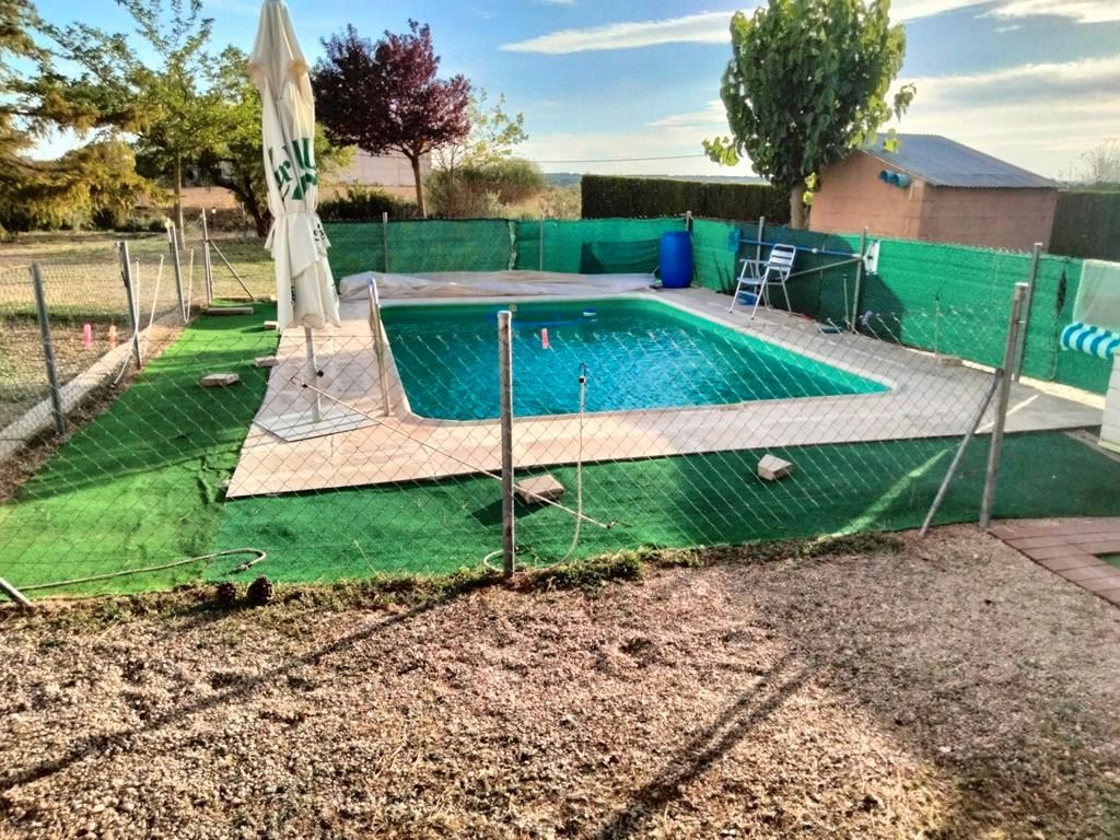 Swimming pool of Houses for sale in Motilleja  with Heating, Private garden and Terrace