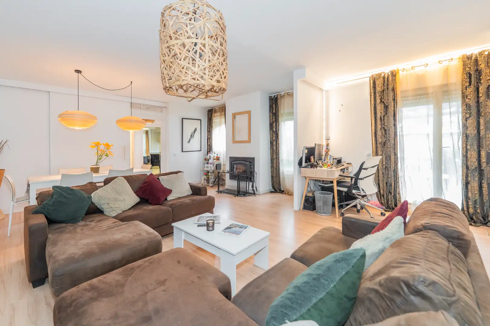 Living room of Detached homes for sale in Ciudalcampo  with Air Conditioner, Heating and Private garden