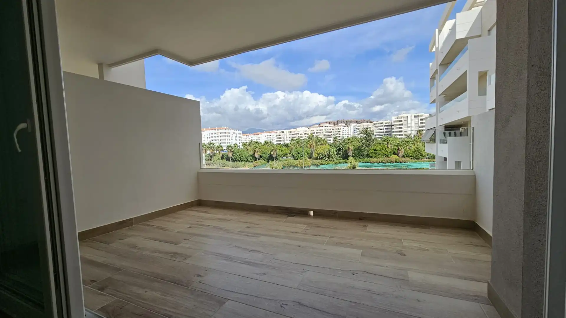 Terrassa de Pis en venda en Marbella amb Aire condicionat, Calefacció i Parquet