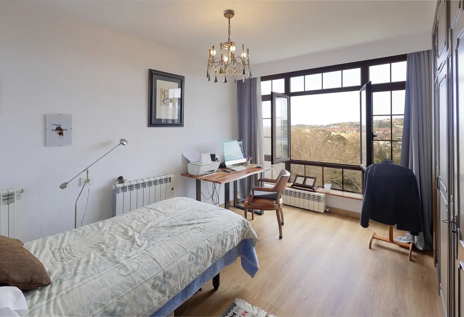 Dormitori de Àtic en venda en Gijón  amb Calefacció, Parquet i Terrassa