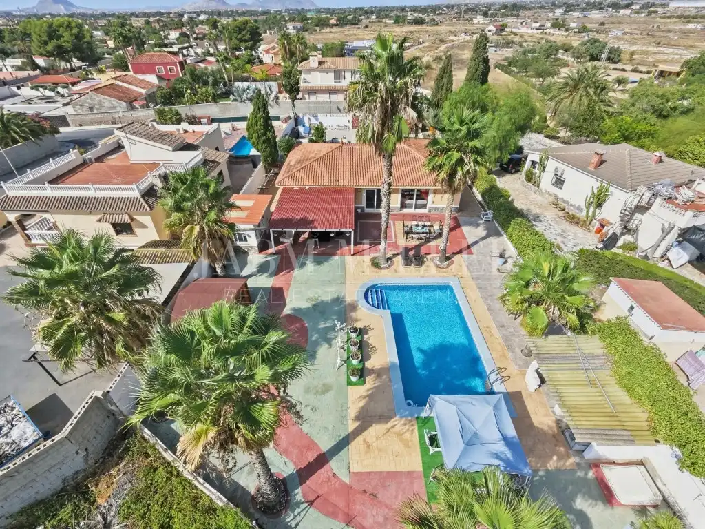 Exterior view of Houses for sale in La Huerta  