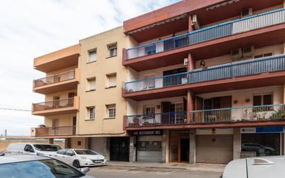 Exterior view of Flat for sale in Montblanc  with Air Conditioner, Heating and Balcony