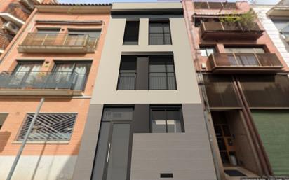 Exterior view of Flat for sale in Santa Coloma de Gramenet  with Air Conditioner and Terrace