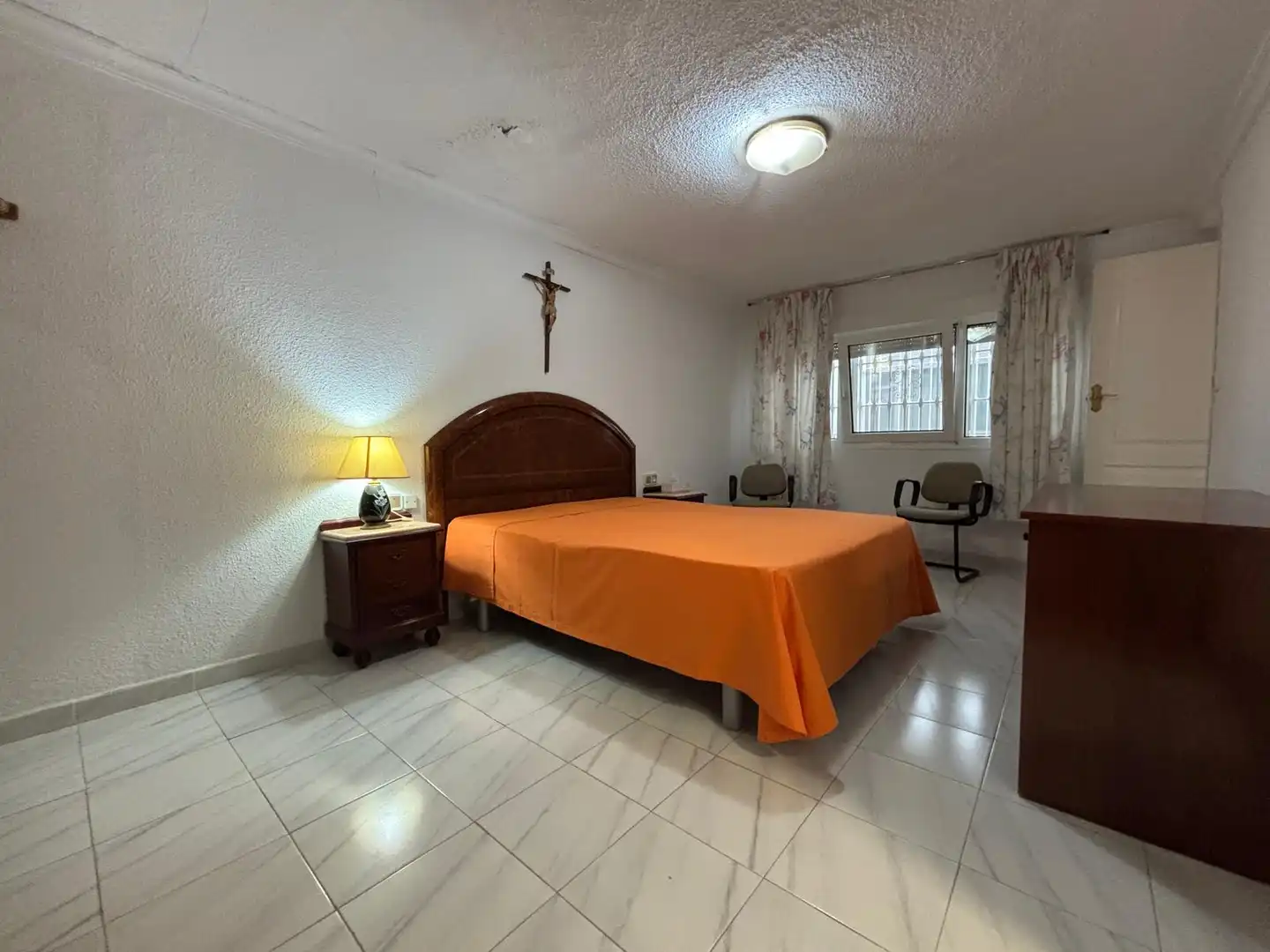 Habitación de Casa o chalet en venta en Madrid con Jardín privado, Trastero y Piscina