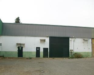 Vista exterior de Nau industrial en venda en  Sevilla Capital