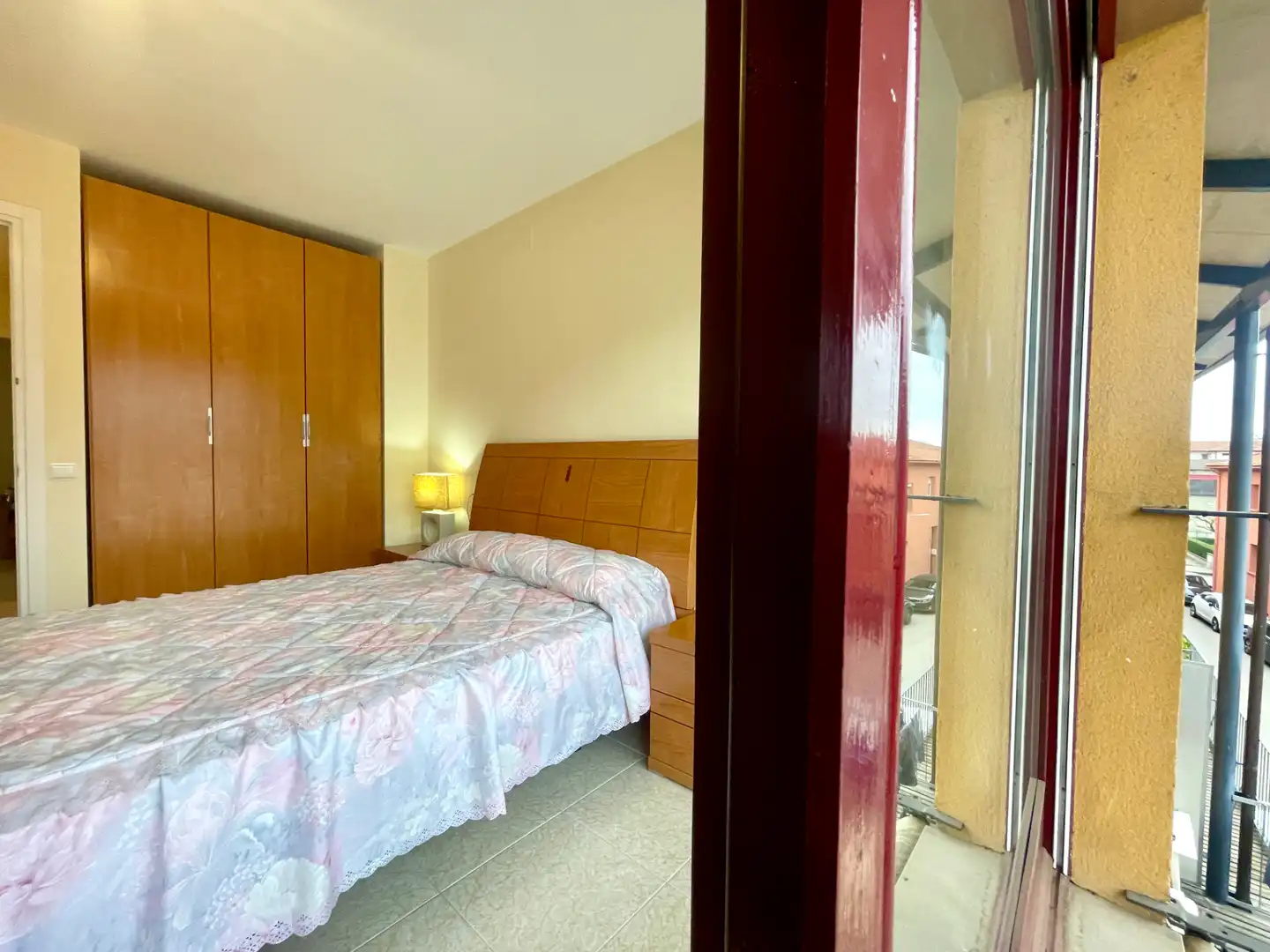 Habitación de Casa adosada en venta en Sant Joan de les Abadesses con Calefacción, Jardín privado y Trastero