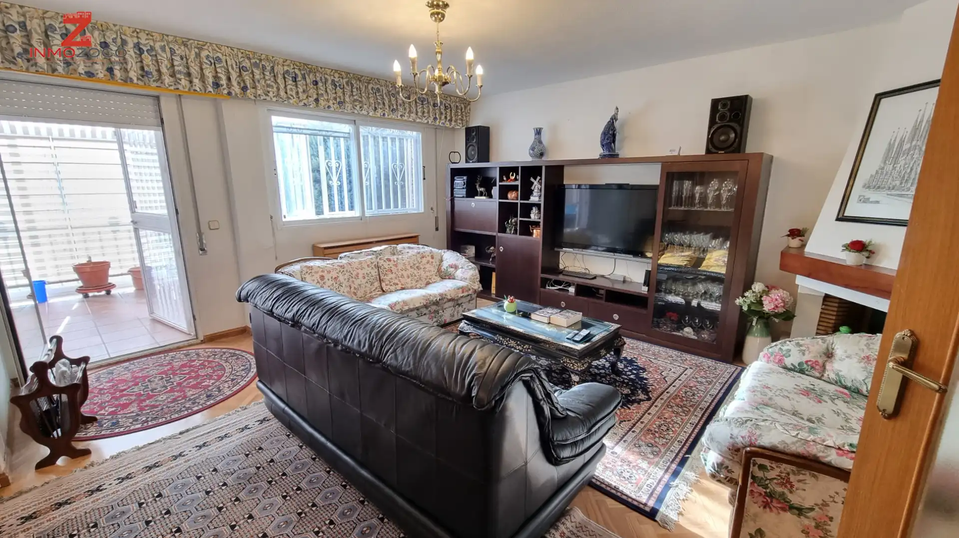Sala d'estar de Casa adosada en venda en Las Rozas de Madrid amb Aire condicionat, Calefacció i Jardí privat