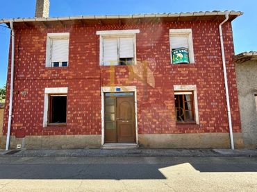 Casa en venda a Calle Real
