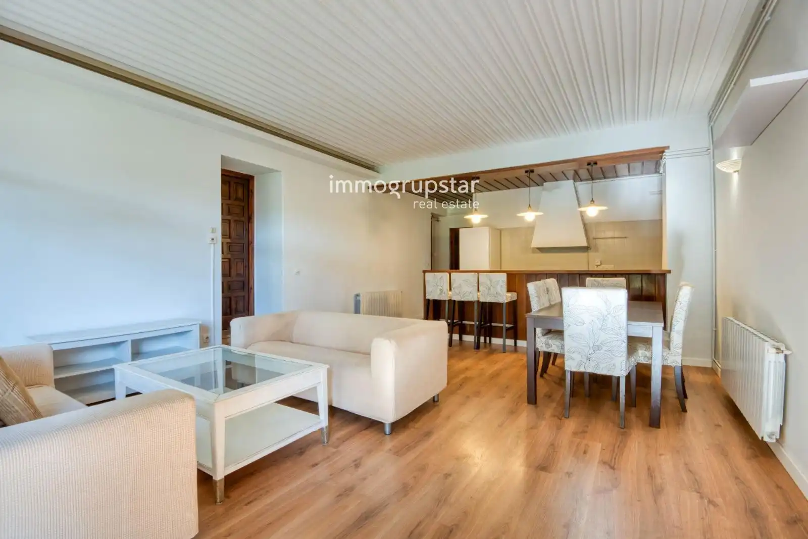 Apartament amb terrassa en venda a Lluis Esteva, imagen 3