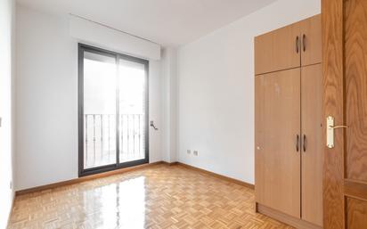 Bedroom of Flat for sale in  Madrid Capital  with Heating